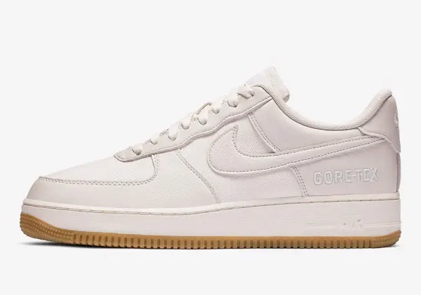 Nike Air Force 1 GORE-TEX “Sail” - người em phiên bản lỗi của Travis Scott?