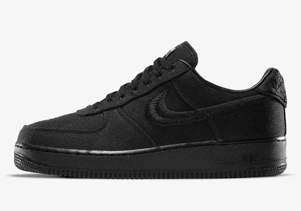 Stussy x Nike Air Force 1 Low mang một màu đen thú vị đến lạ lùng