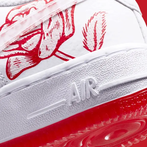 Nike Air Force 1 mới lấy cảm hứng từ túi mua sắm bằng nhựa
