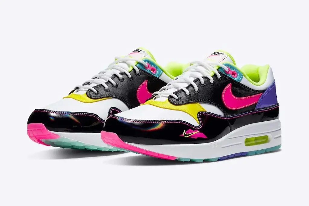 nike-air-max-1-vang-tung-toe-cac-khoi-mau-sac-voi-neon