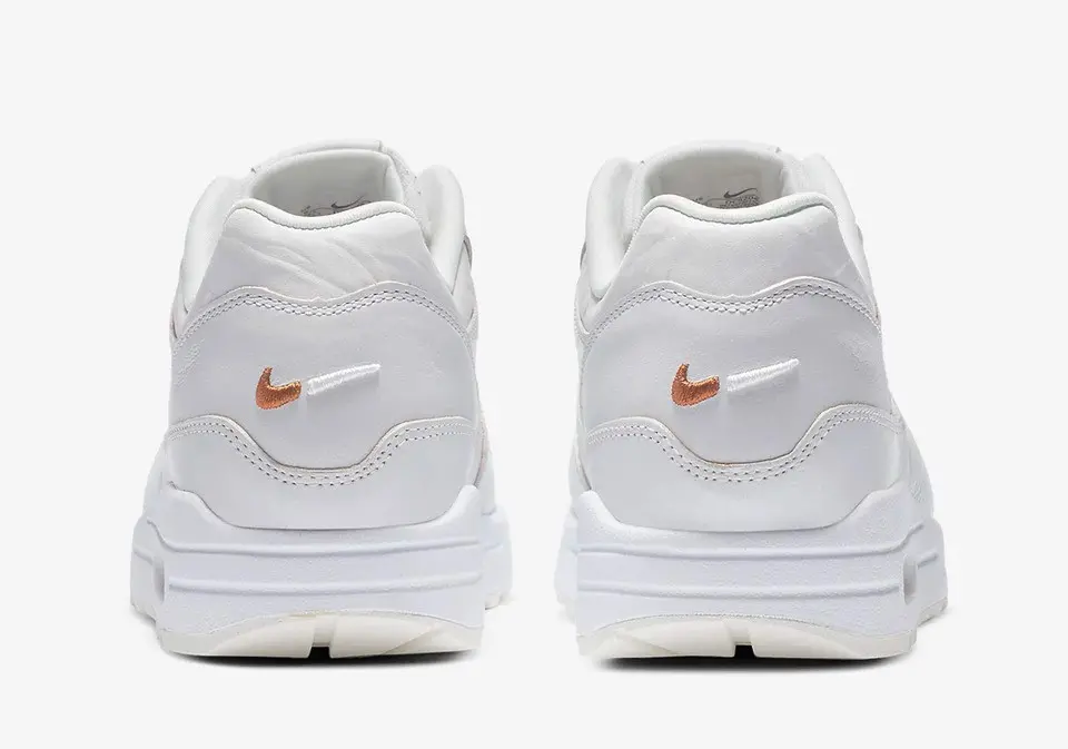 Air Max 1 xuất hiện với phần upper Wear-Away