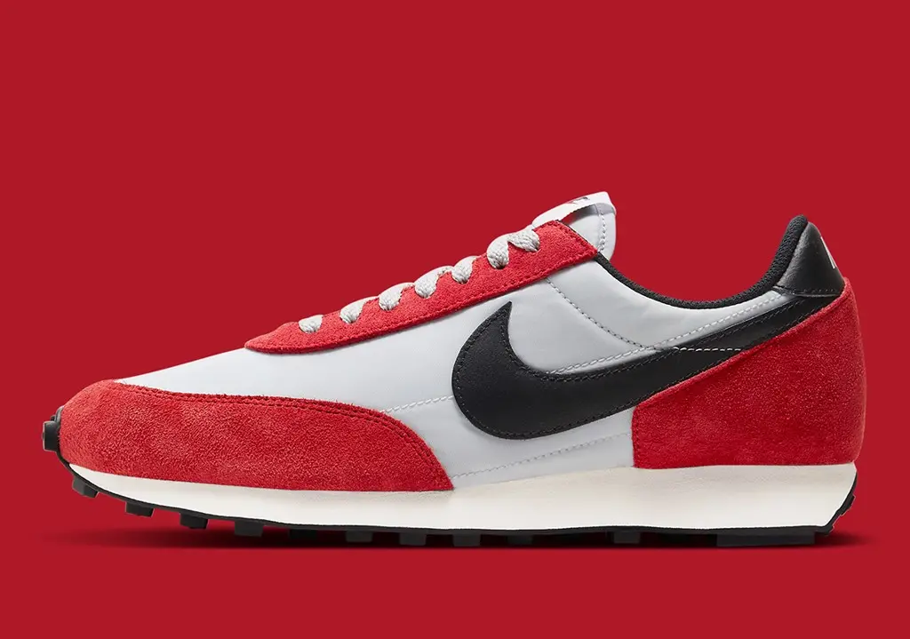 Nike Daybreak trở lại trong một Colorway gợi nhớ “Chicago”