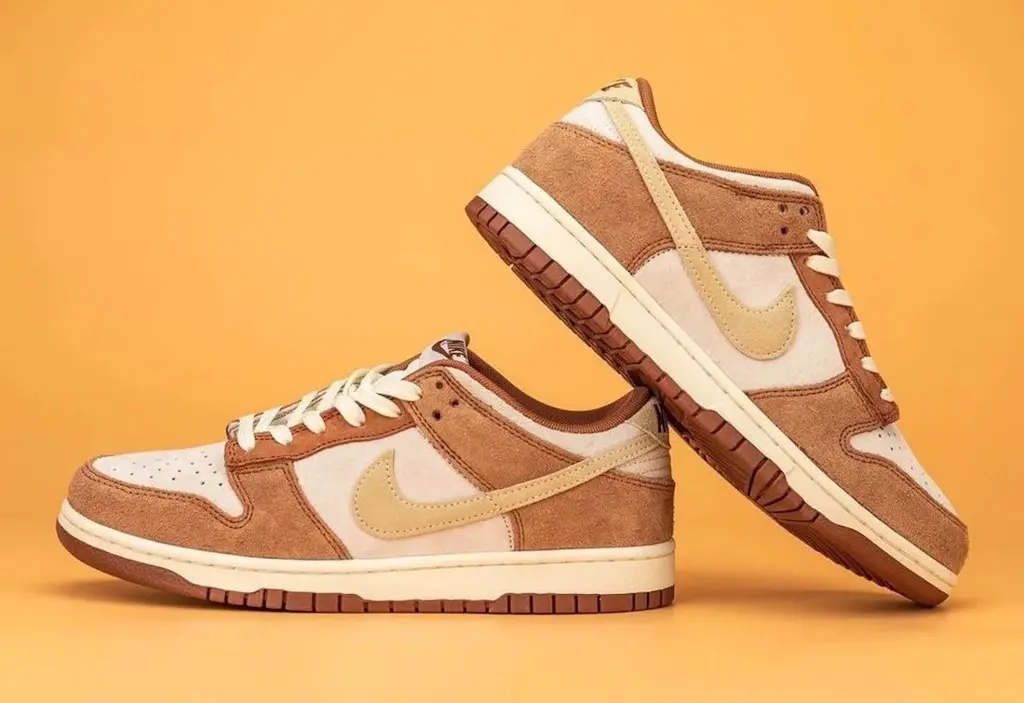 Nike Dunk Low ‘Medium Curry’ và màu nâu đẹp khó hiểu nhất năm