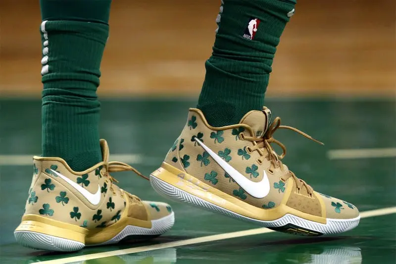 Cùng "Soi chân" những nhà vô địch năm 2020 trong loạt trận NBA Finals (P2) 👑 Cùng "Soi chân" những nhà vô địch năm 2020 trong loạt trận NBA Finals (P2) 👑