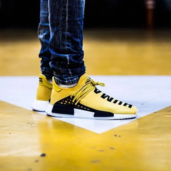 Hinh anh 1: Cam nang phoi do cung Adidas NMD Human Race cuc chat danh cho cac chang trai 2021