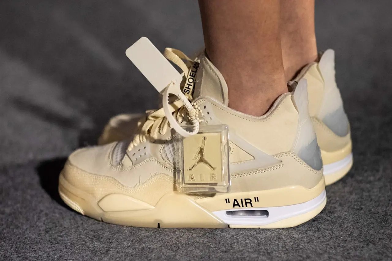 Air Jordan 4, cái tên khiến mọi sneakerhead điên đảo