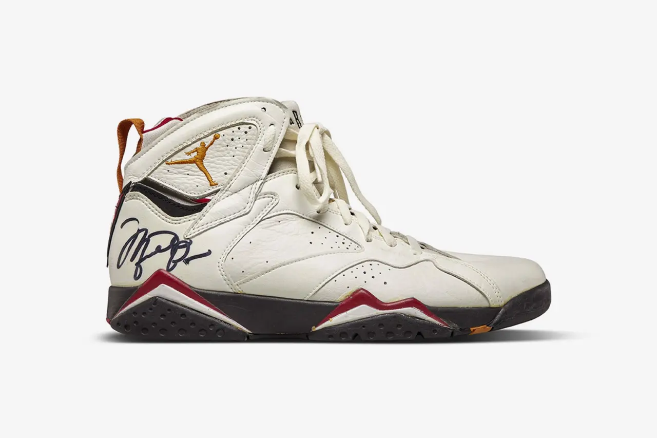 Hinh anh 1: Sotheby's ready-to-buy sneaker shop - noi chi danh cho trieu phu do la