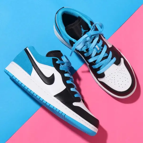 Top 5 phối màu Air Jordan 1 Low đáng mua nhất 2020