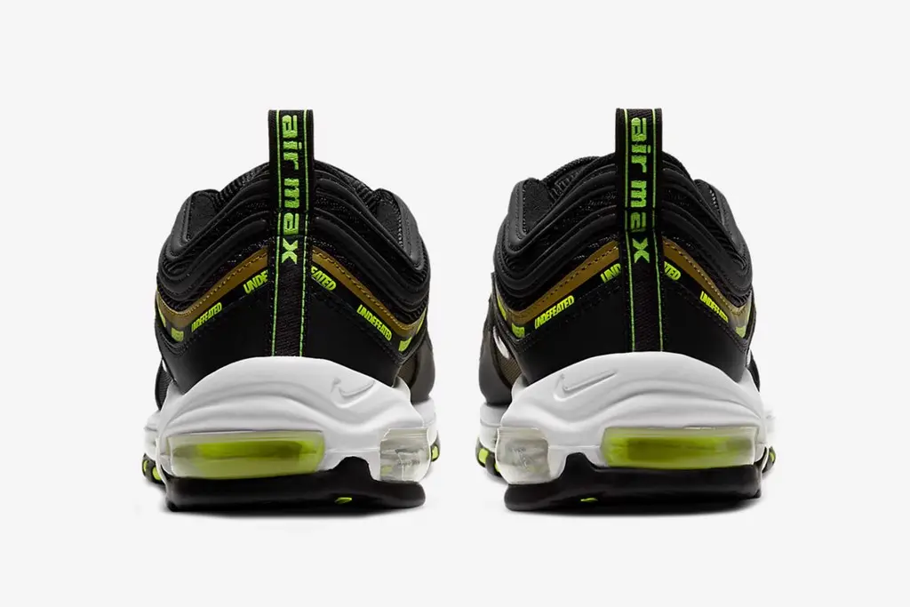 UNDEFEATED X NIKE AIR MAX 97S rò rỉ thông tin về phối màu mới nhất