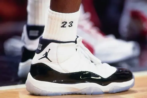 2 đôi giày gắn liền với những kỷ niệm đáng quên của Michael Jordan