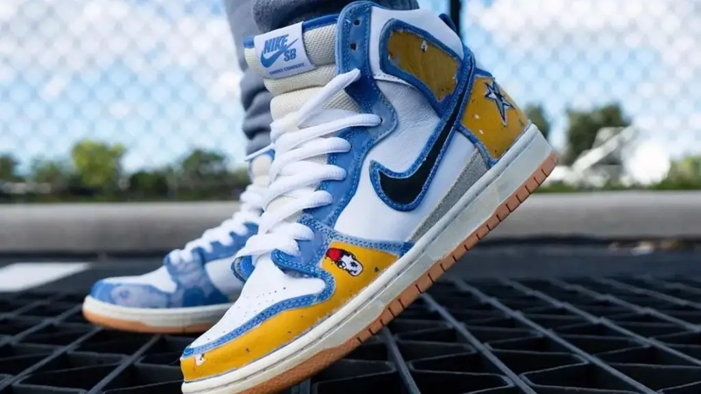 Carpet Company x Nike SB Dunk High hé lộ hình ảnh chính thức không thể bỏ lỡ