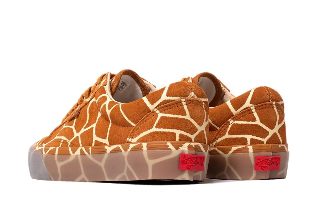 Vans Old Skool tạo điểm nhấn với phiên bản “Giraffe” cực lạ Vans Old Skool tạo điểm nhấn với phiên bản “Giraffe” cực lạ