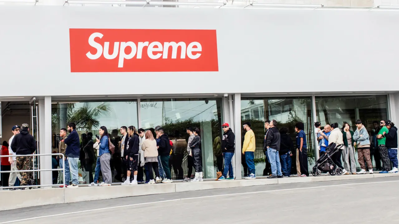 Supreme: Sự kết hợp độc đáo của thời trang và văn hóa đường phố