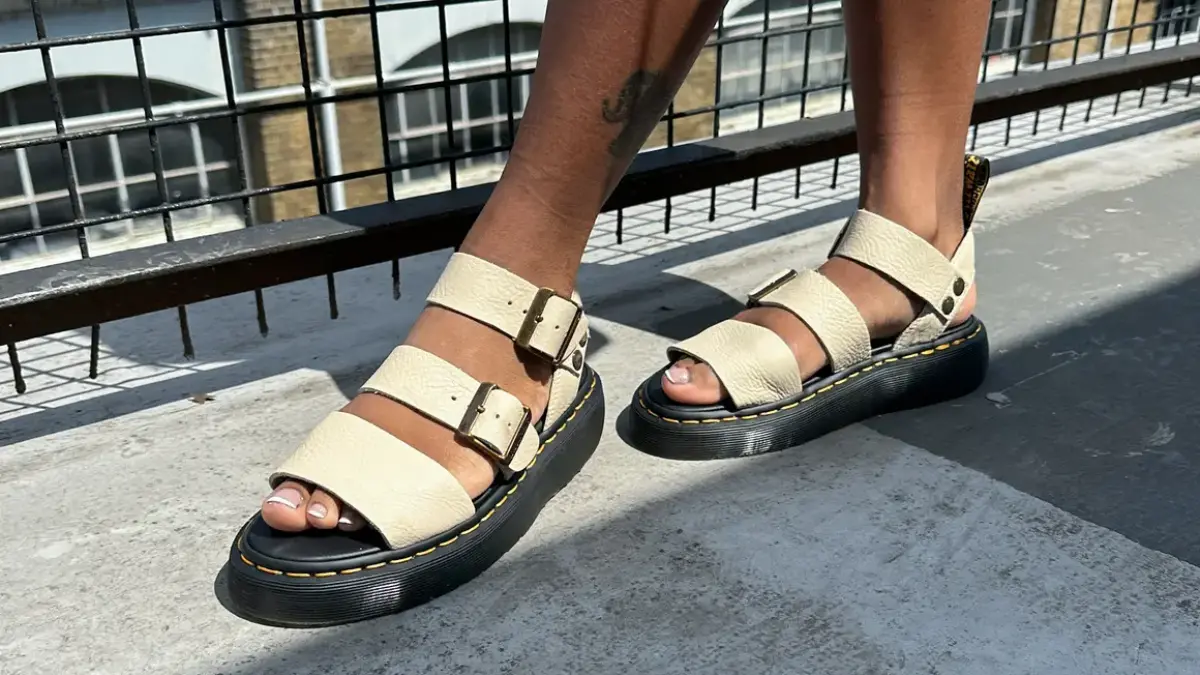 Hinh anh 5: Dr. Martens Sandal: Nhung dieu co ban can biet truoc khi mua