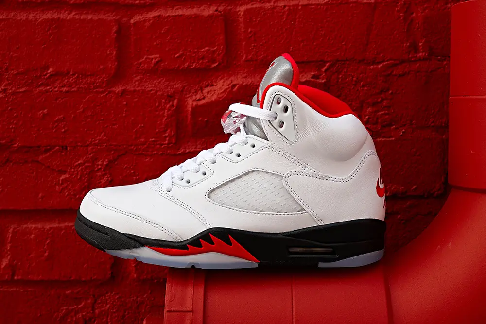Hinh anh 3: Top 10 phien ban Air Jordan 5 an tuong khong the bo qua (Phan 1)