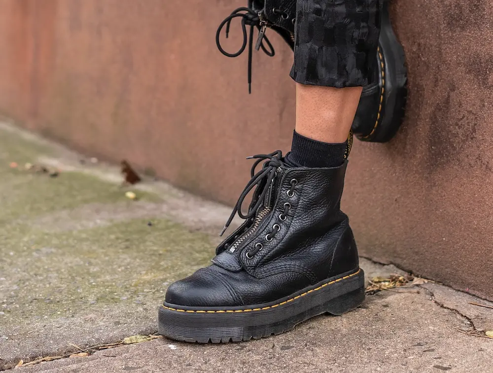 Hinh anh 3: Tat ca nhung dieu ban can biet ve chat lieu da cua giay Dr. Martens