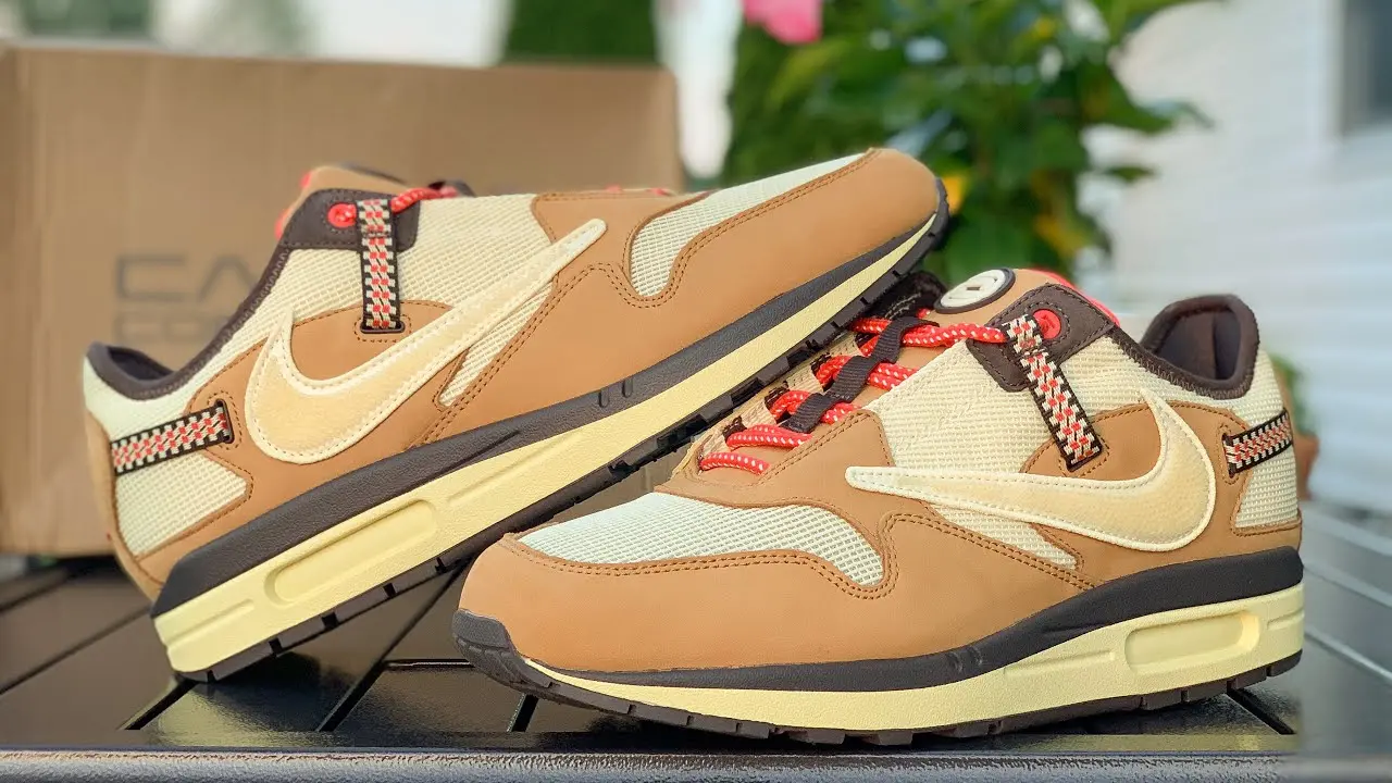 Hinh anh 2: Top 10 phien ban Nike x Travis Scott mang tinh bieu tuong (Phan 2)