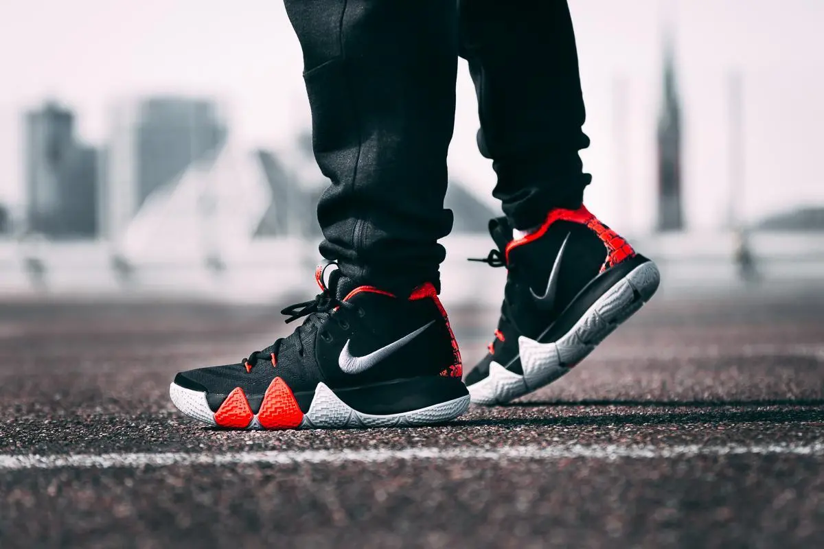 Hinh anh 4: Tai sao dong giay Kyrie 4 lai hot den vay?
