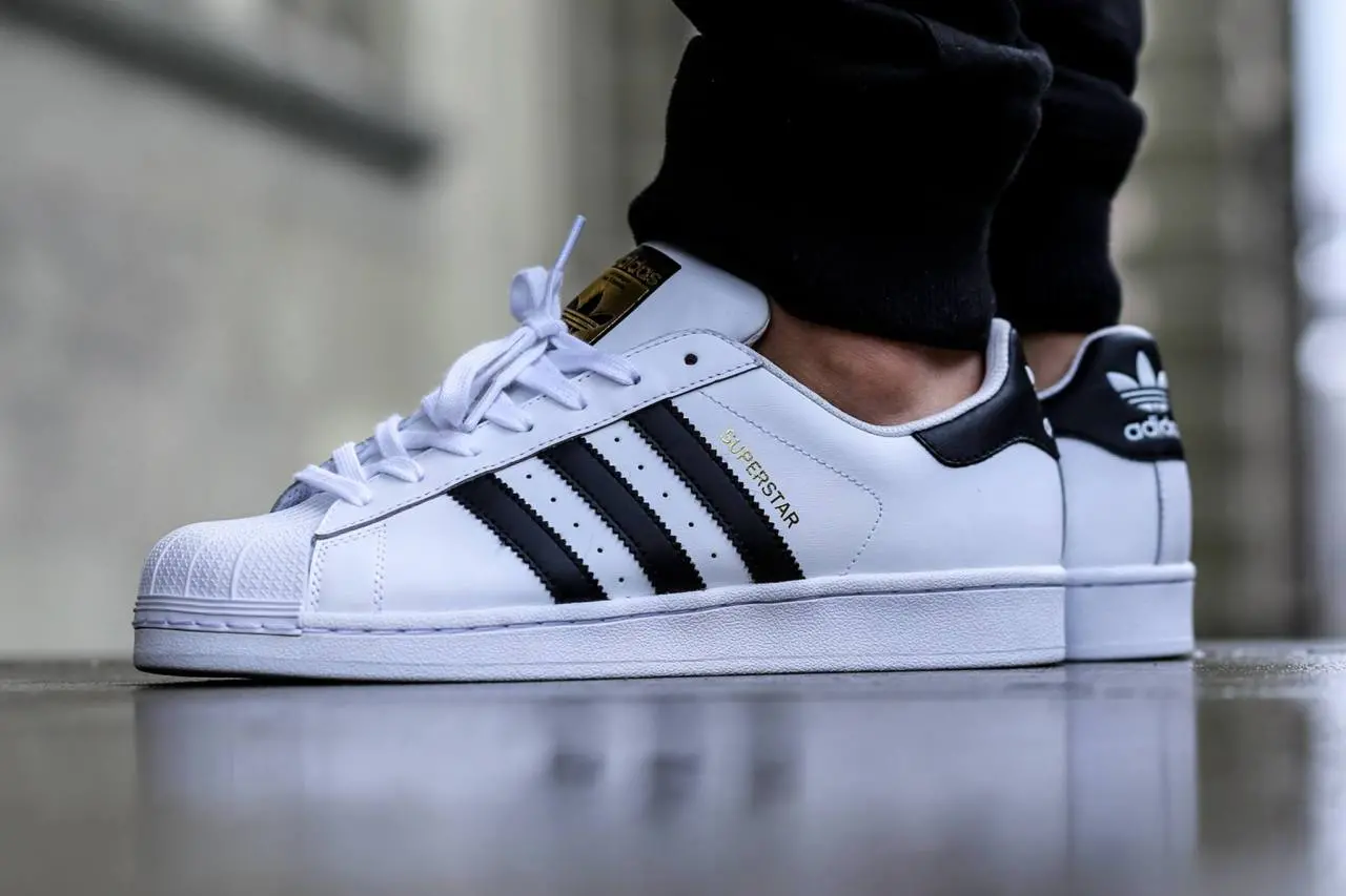 Hinh anh 2: Adidas Superstar: Tuong dai&nbsp;khong the xo do trong the gioi sneaker
