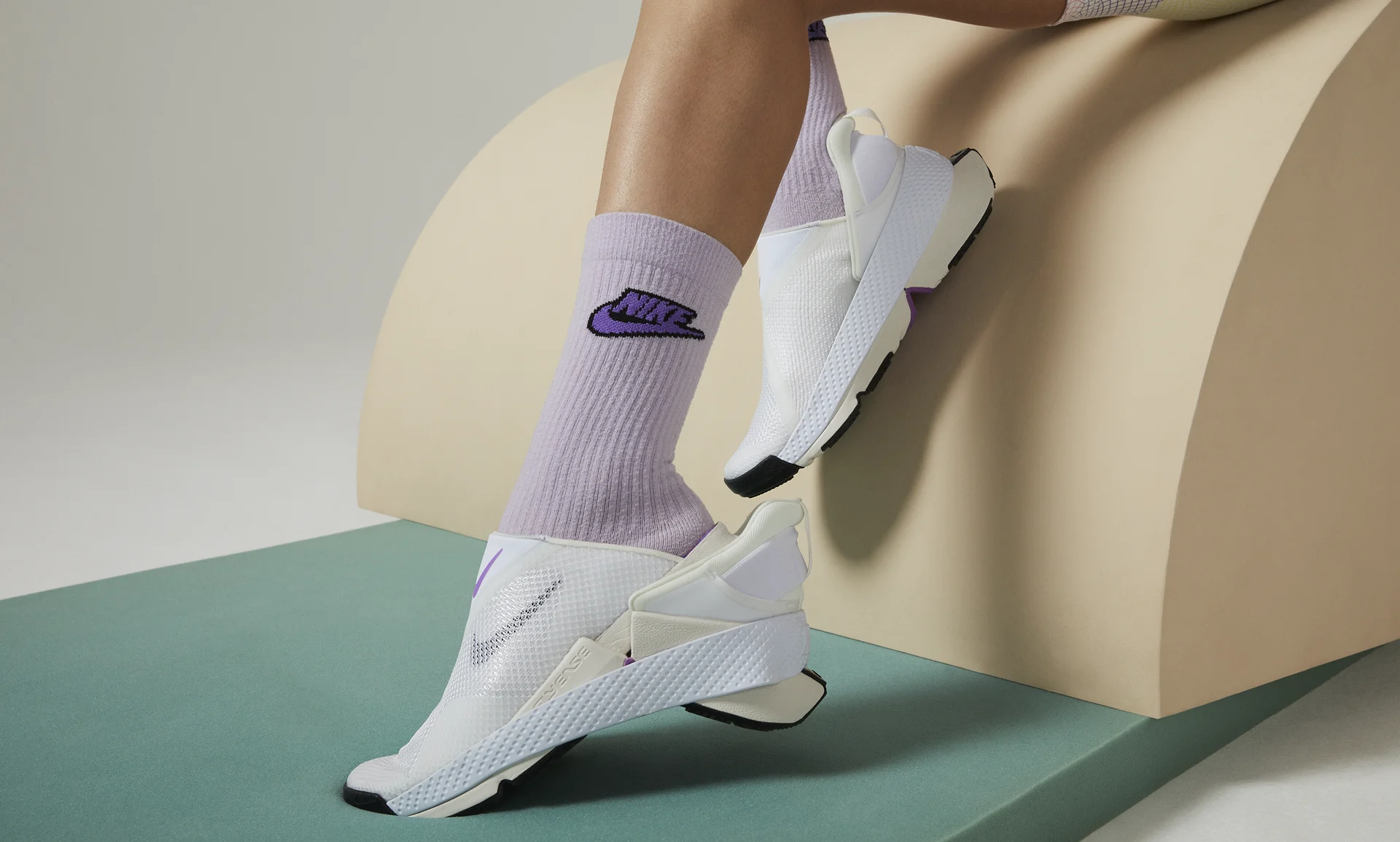 Nike Go FlyEase: Bước tiến vượt bậc trong công nghệ thiết kế giày thể thao