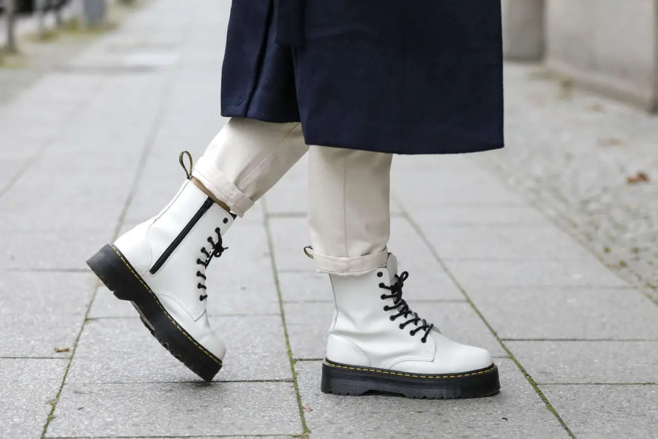 Hinh anh 2: Top 10 dong giay Dr. Martens nhan duoc su yeu thich nhieu nhat (Phan 1)