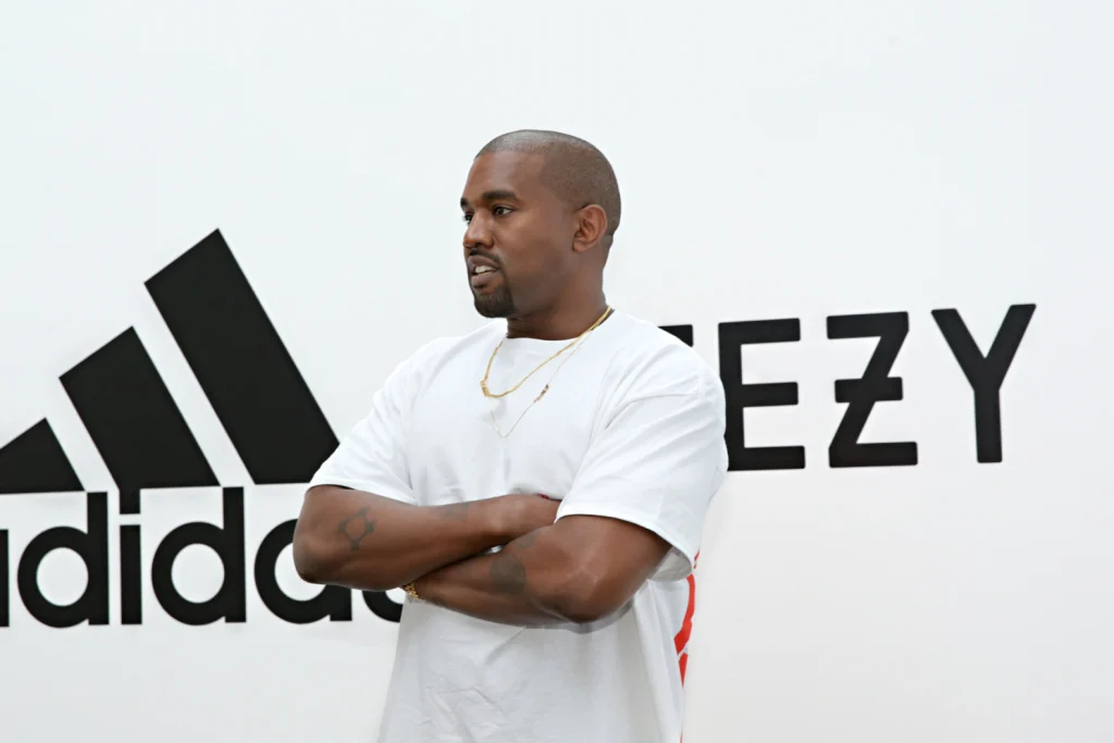 Hinh anh 5: Adidas thong bao ve dot phat hanh YEEZYs vao tuan toi