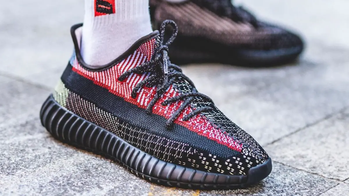 Những điều bạn cần biết trước khi mua Yeezy Boost 350 V2