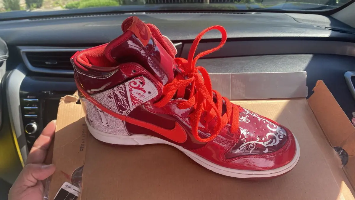 Những điều bạn cần biết về Sneaker Sample