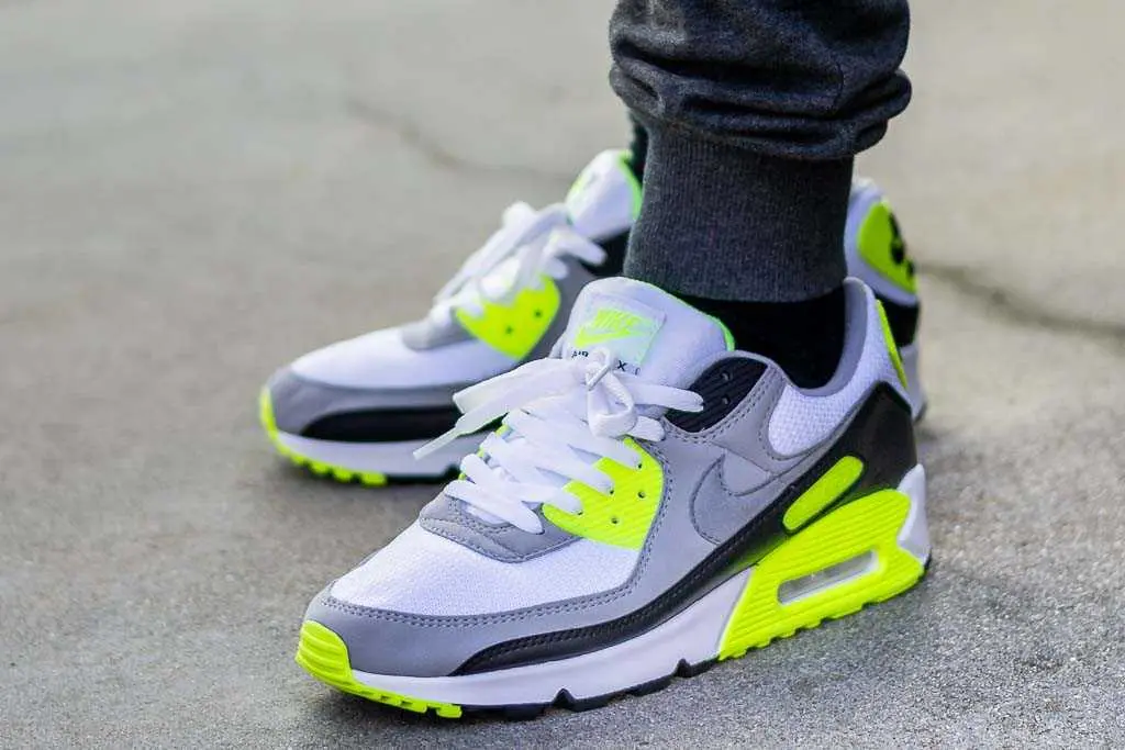 Hinh anh 2: Top 5 mau chunky sneaker tuyet voi nhat moi thoi dai