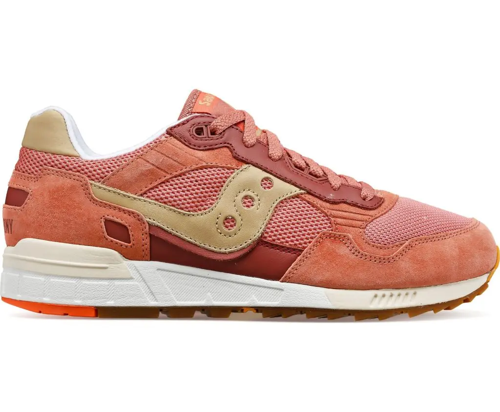 Hinh anh 5: Vai huong dan va luu y cho ban khi mua giay Saucony