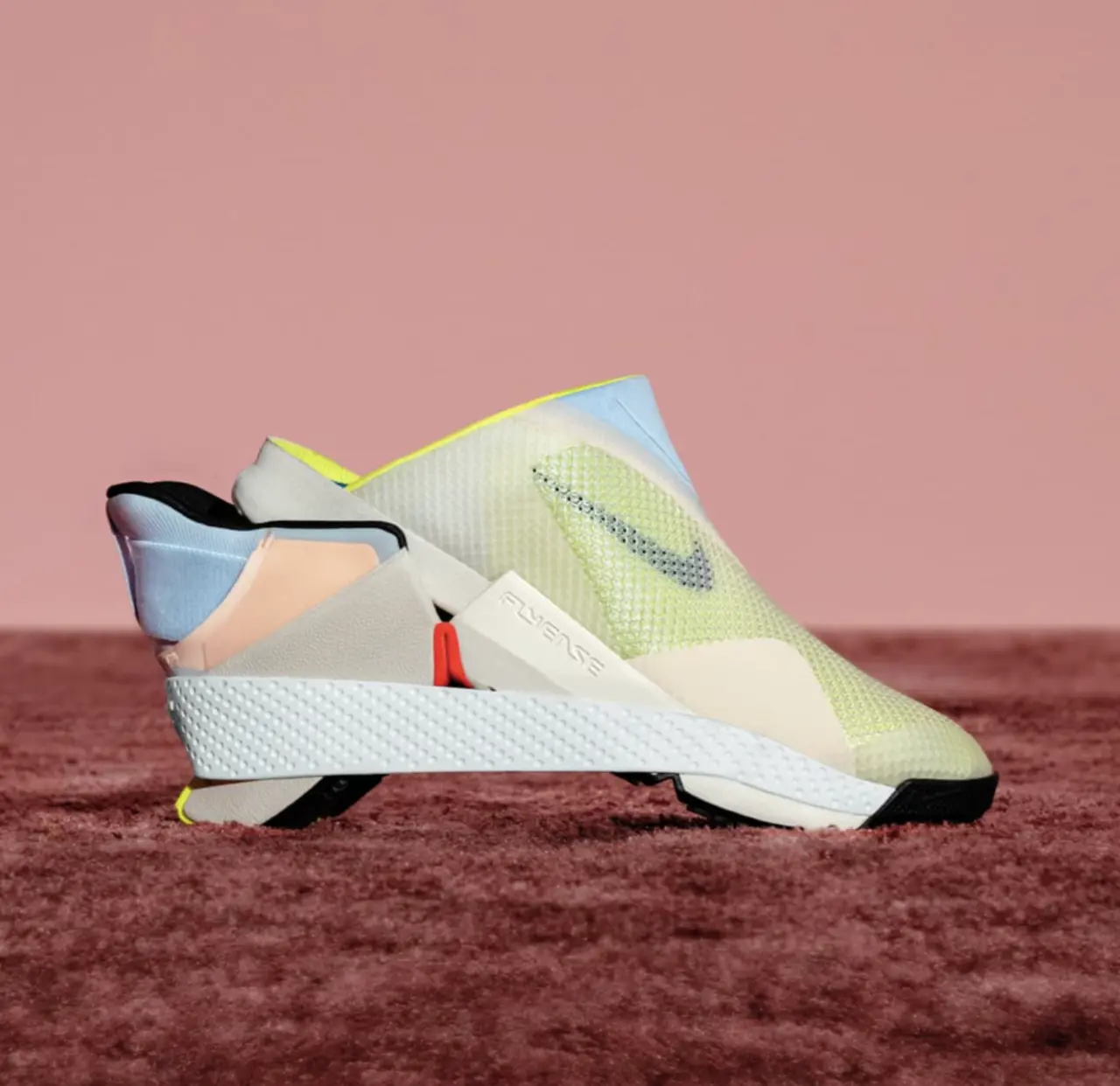 Nike Go FlyEase: Bước tiến vượt bậc trong công nghệ thiết kế giày thể thao