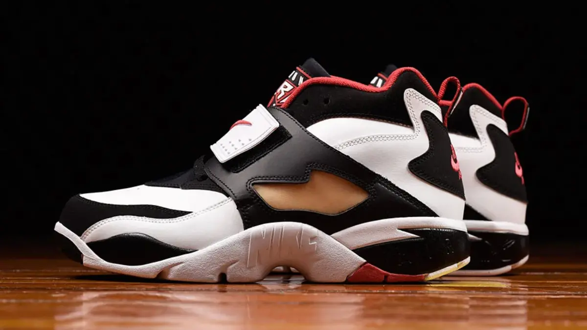 Hinh anh 4: So luoc lich su ve Deion Sanders va Nike Air Diamond Turf