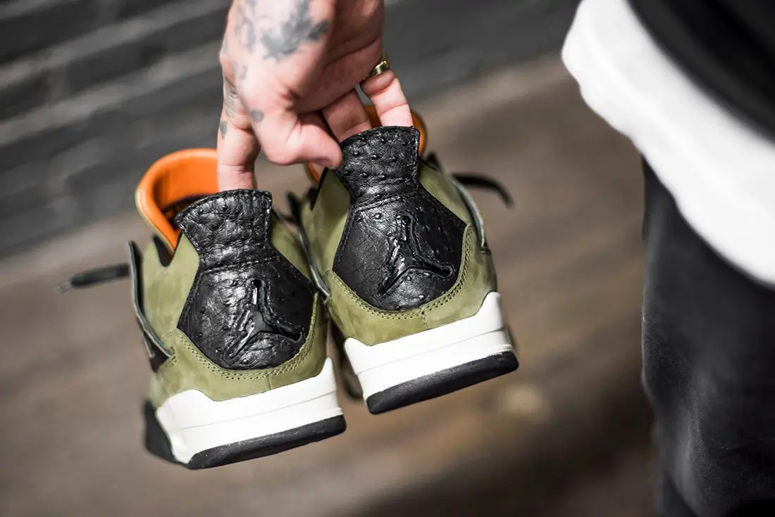 Hinh anh 4: Su dat do den kho tin cua Nike Air Jordan 4 x Undefeated (2005)