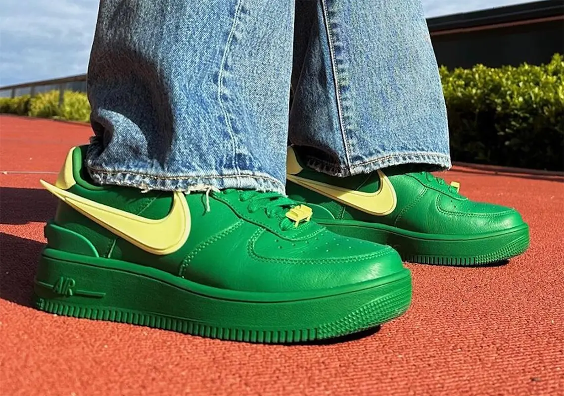Những phiên bản sneaker collab của thương hiệu AMBUSH ấn tượng nhất