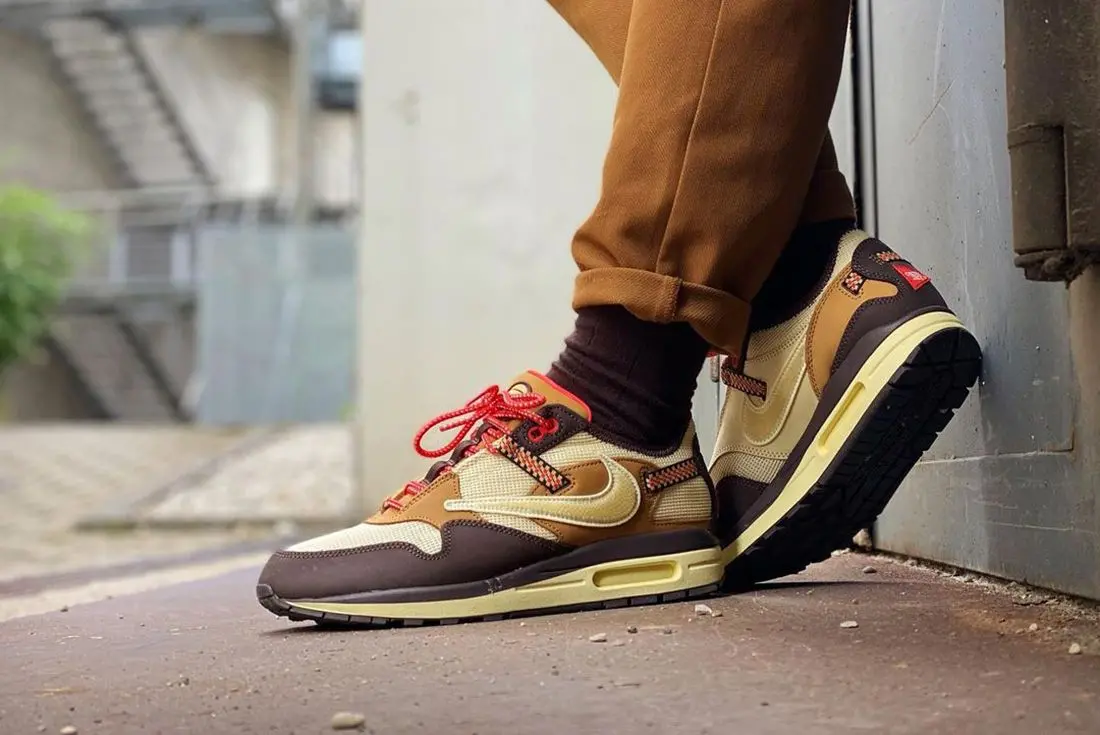 Hinh anh 1: Vai meo giup ban phan biet Travis Scott Air Max 1 real va fake