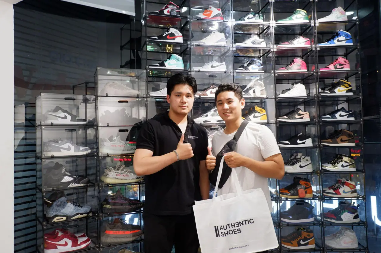 Hinh anh 1: Top nhung cua hang giay Sneaker uy tin nhat tai Sai Gon