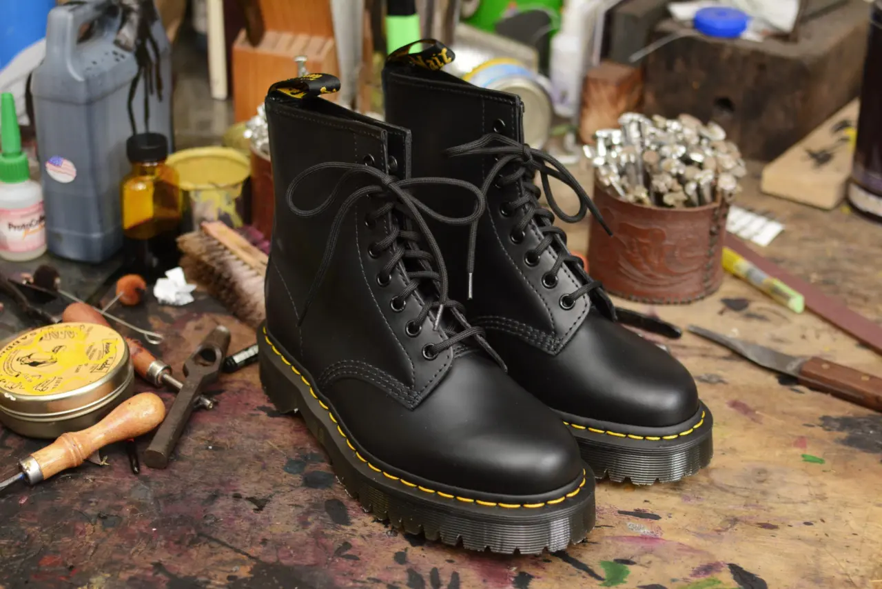 Phân biệt các mẫu giày Dr. Martens và những điều bạn cần biết