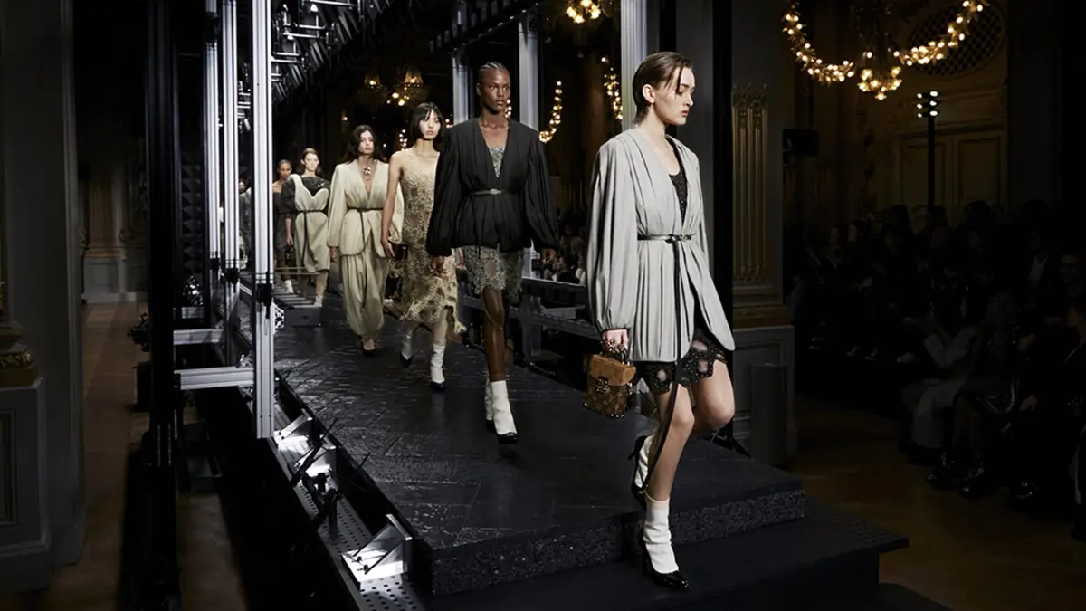 Hinh anh 6: Dieu gi tao nen su khac biet trong show dien cua Celine?
