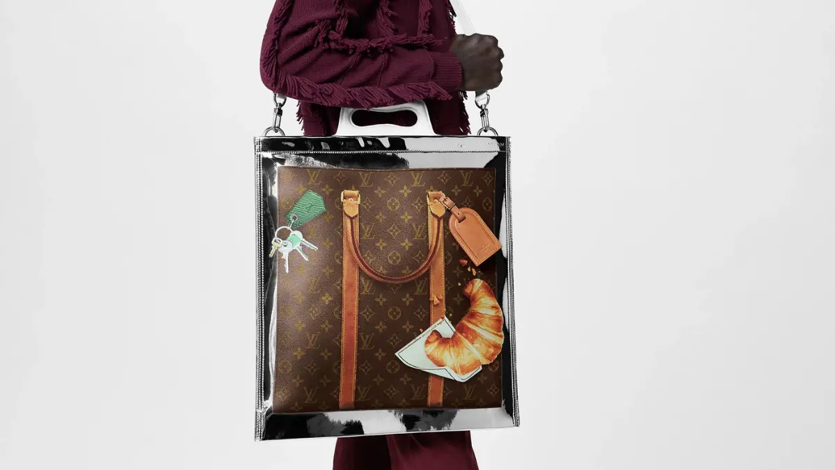Hinh anh 2: Louis Vuitton ra mat tui di bien bang vai canvas voi gia E3500