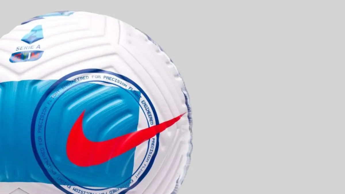 Phải chăng Nike không còn quan tâm đến bóng đá nữa?