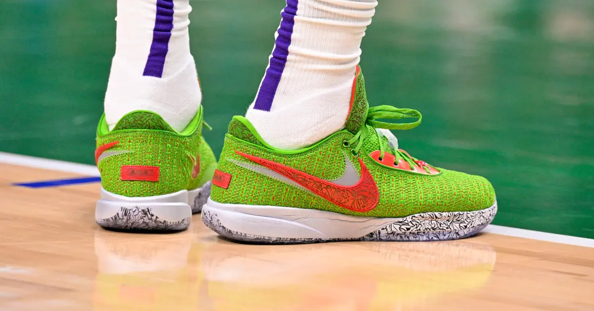So sánh LeBron 20 với các đối thủ cạnh tranh