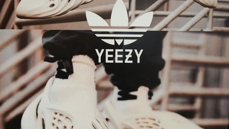 Hinh anh 3: CEO Bjorn Gulden xac nhan adidas se khong con san xuat YEEZY