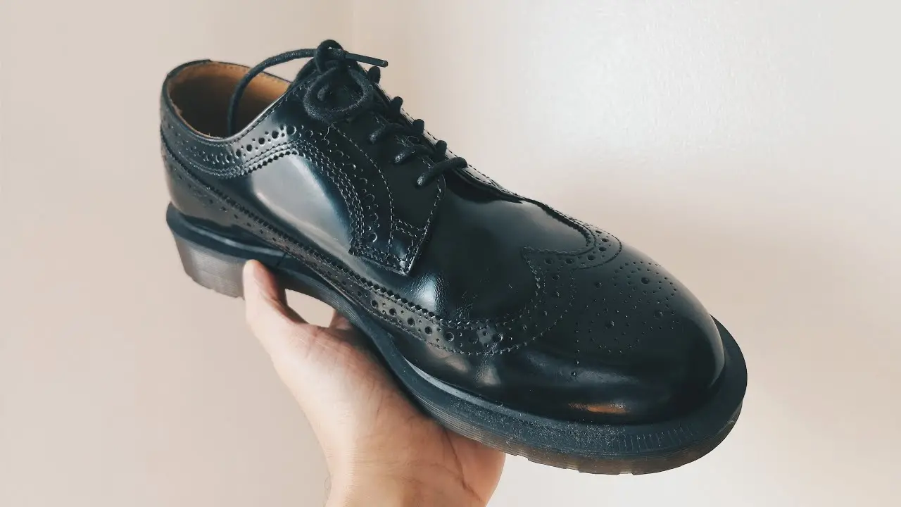 Phân biệt các mẫu giày Dr. Martens và những điều bạn cần biết