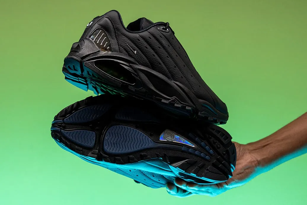 10 mẫu giày Sneaker có phối màu Triple Back đỉnh nhất cho năm 2023 (Phần 2)