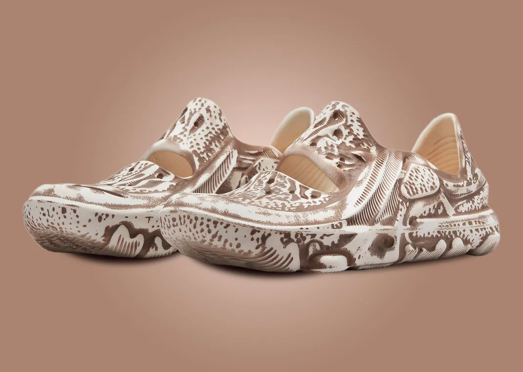 Top 10 mẫu sneaker làm bằng chất loại Foam hot nhất hiện nay