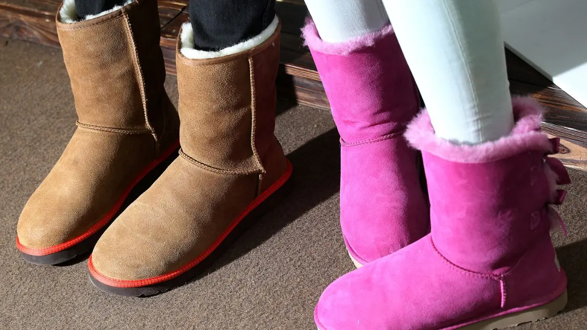 Hinh anh 8: Tu xau xi den xuat sac: Dong thoi gian cua giay boots UGG