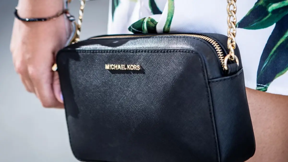 Hinh anh 2: Dieu gi khien tui Michael Kors tro nen pho bien nhu vay?