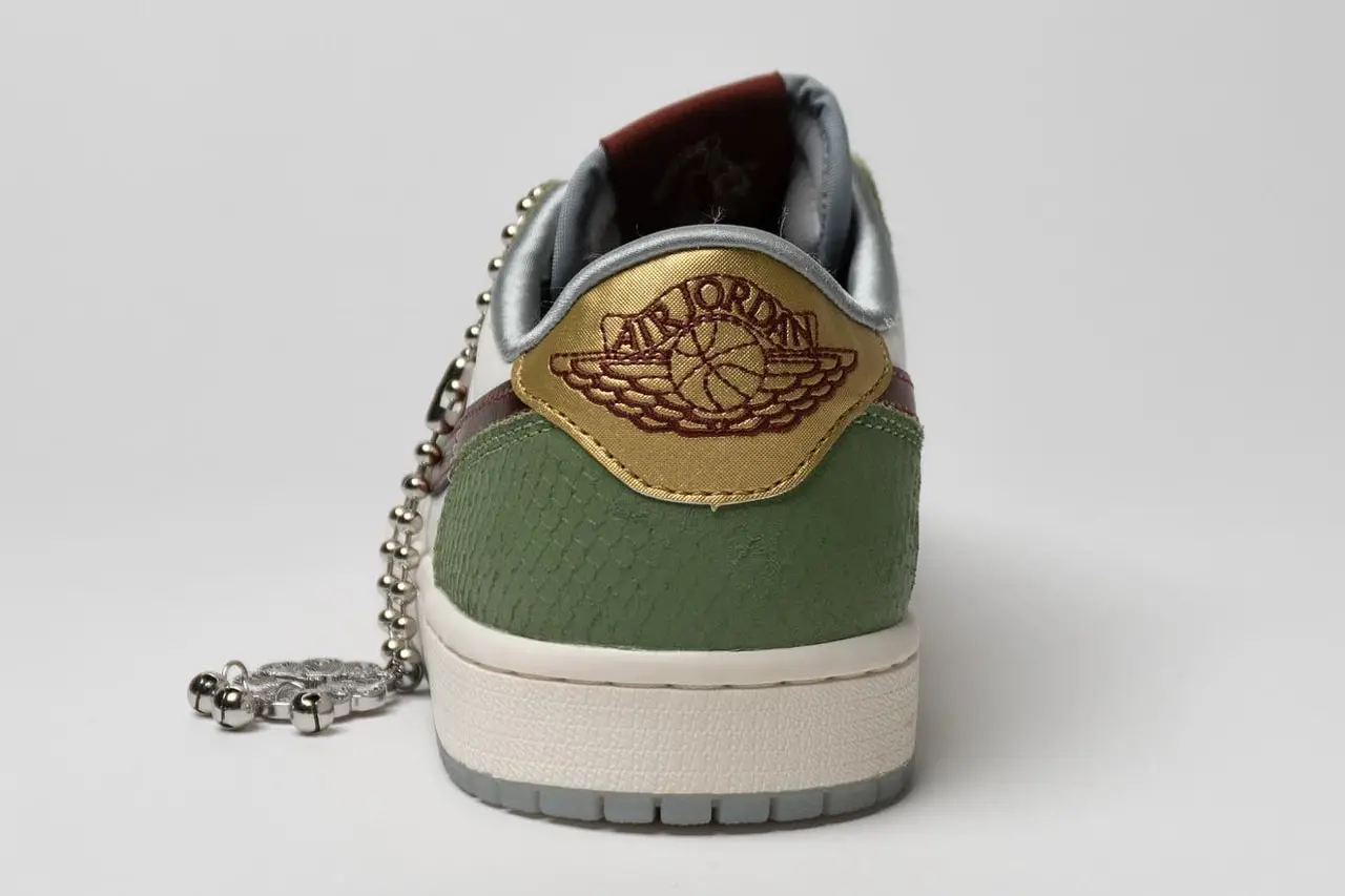 Hinh anh 4: Jordan 1 Low ‘ Year of the Dragon' - doi giay cho nam 2024