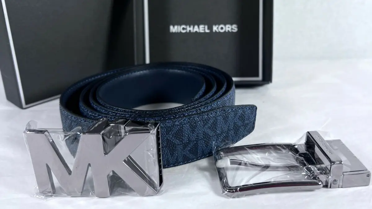 Michael Kors - Khám phá nơi những chiếc ví được sản xuất