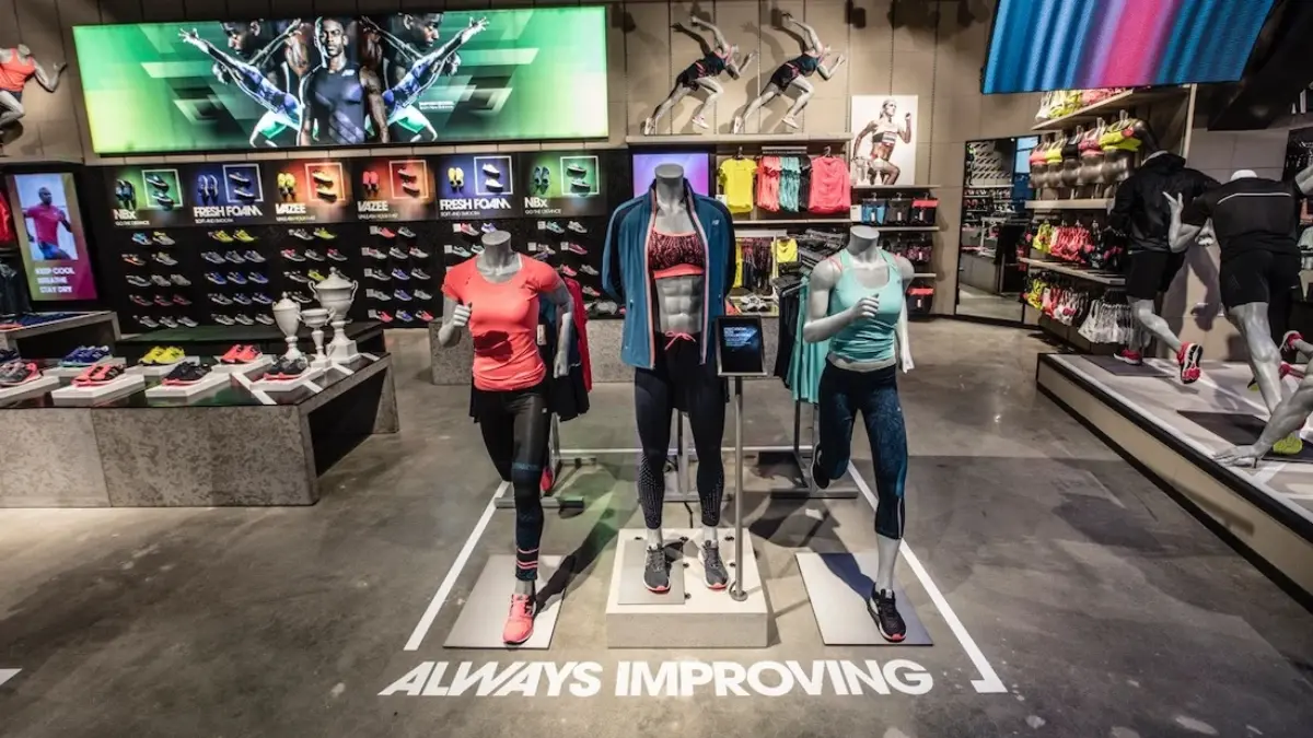 Những cửa hàng sneaker nhất định phải ghé thăm khi đến Boston